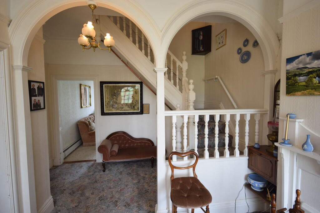 ENTRANCE HALL 