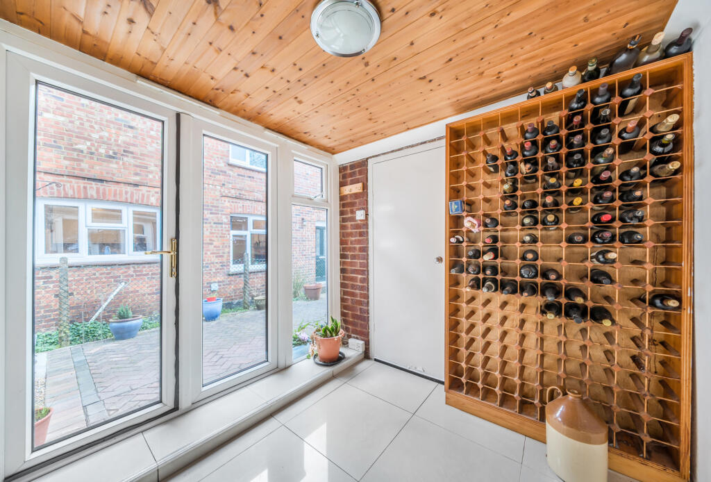 1387019-18-693fef...