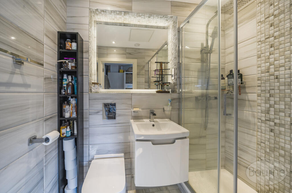 8b372a54-9d2c-4ec...