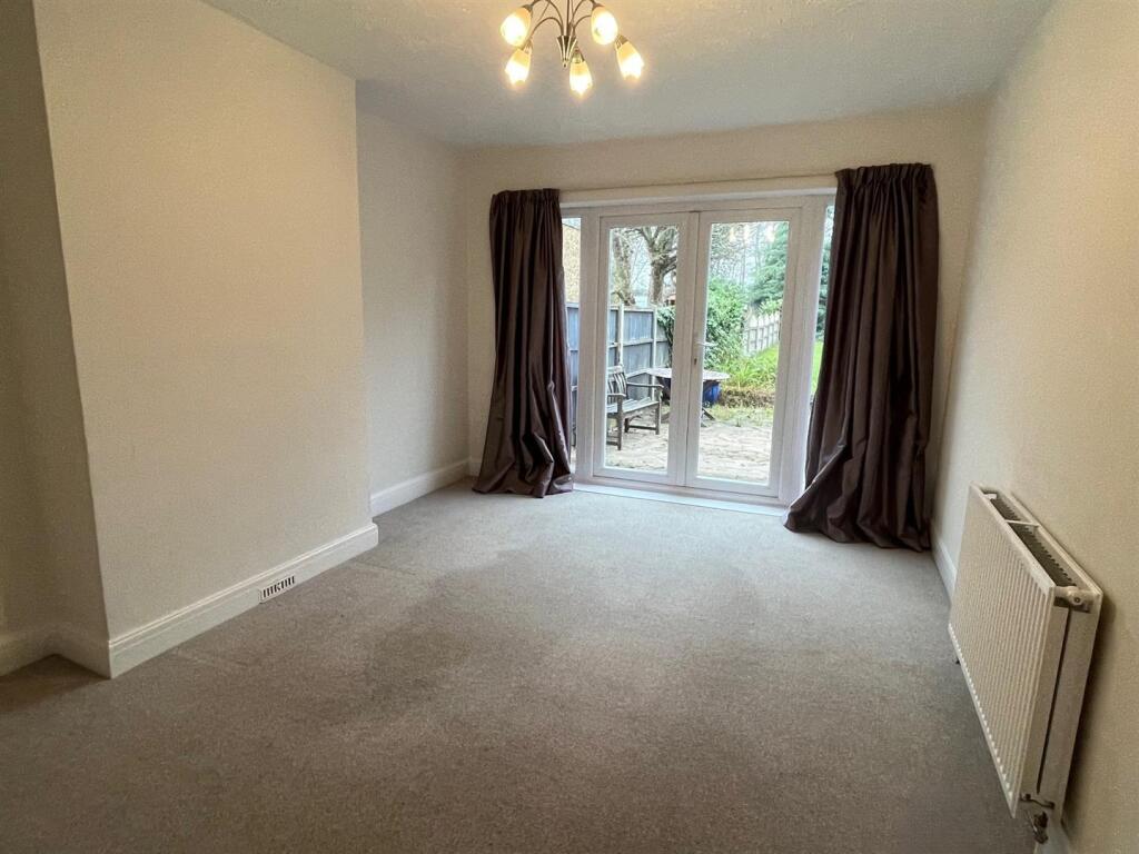 Reception room 2.jpg