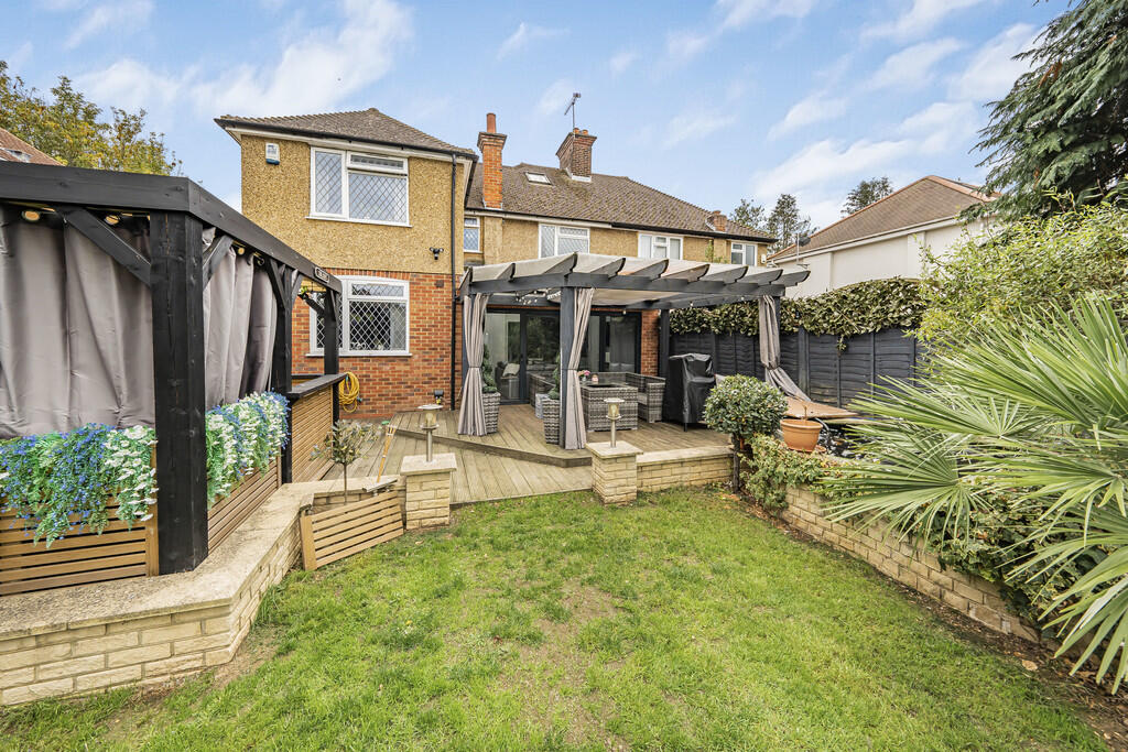 Photo Oct 08 2025...