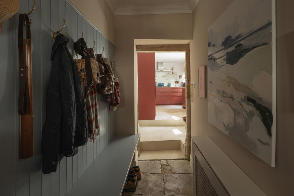 280643 - 12 Whiteheads Lane ph46 copy.jpg