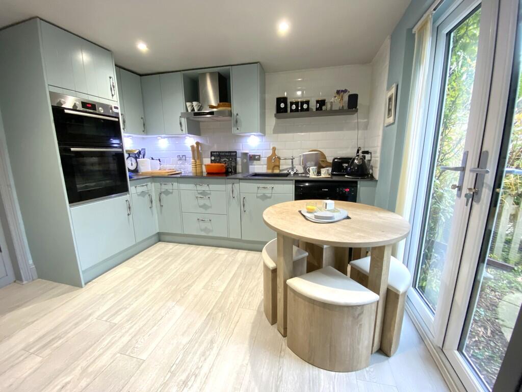 Kitchen breakfast...