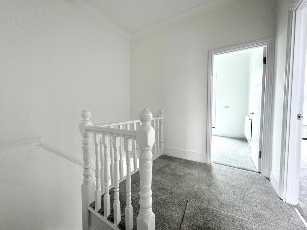 7 Hamstel Road la...