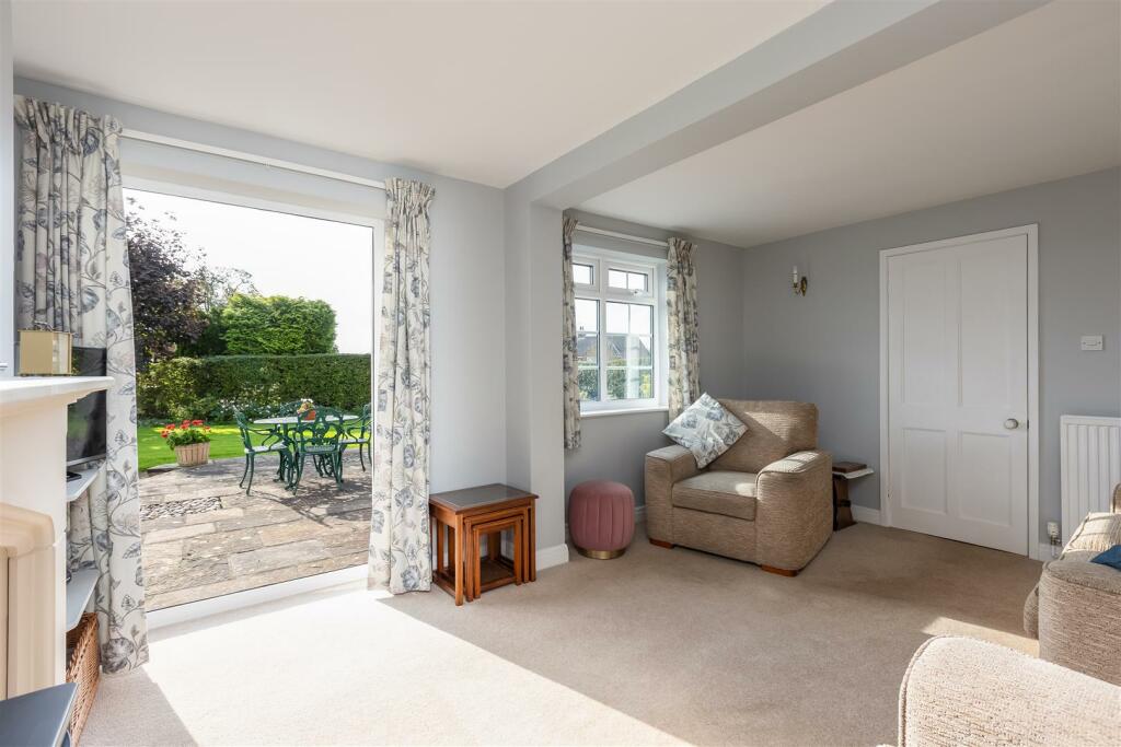 Cherry Tree Cottage Sitting Room-1.jpg