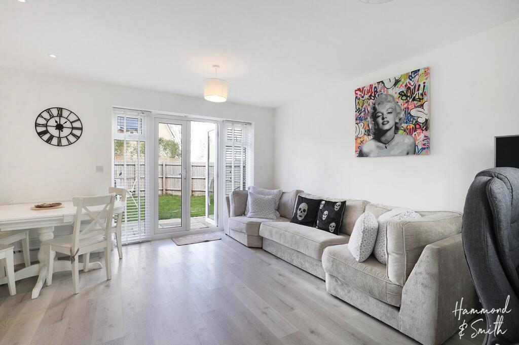 Open Plan Kitchen / Living / Dining