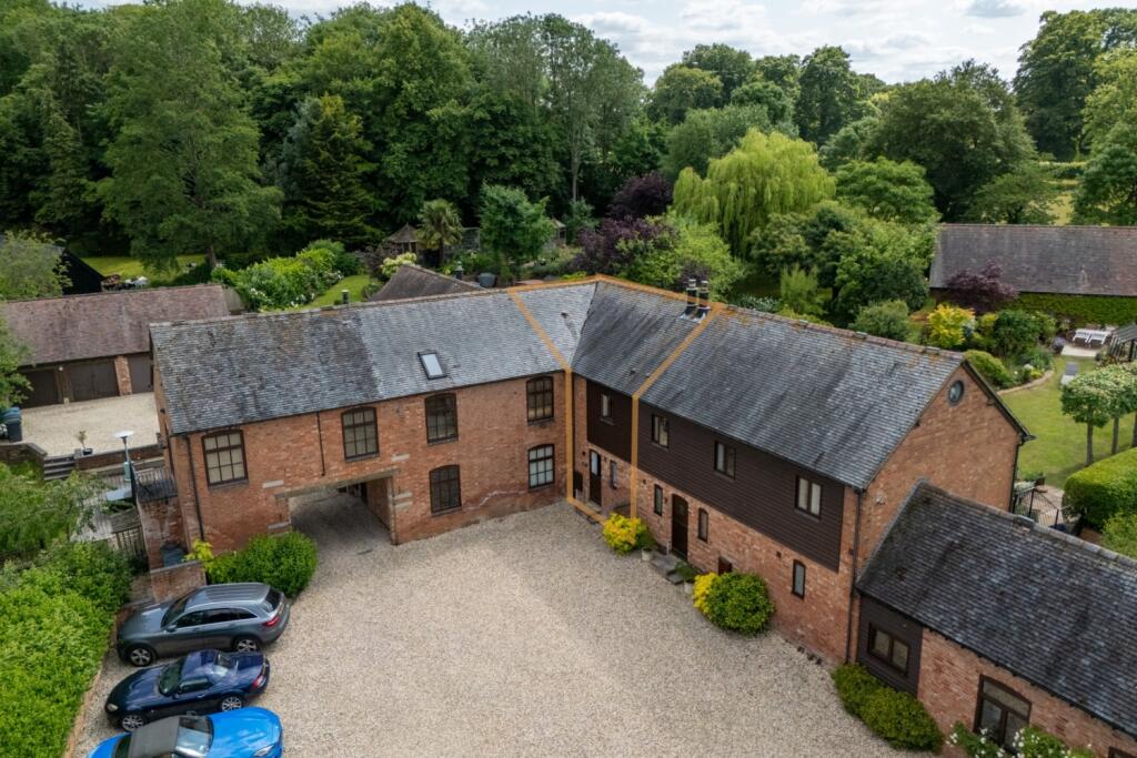 Woodcote front