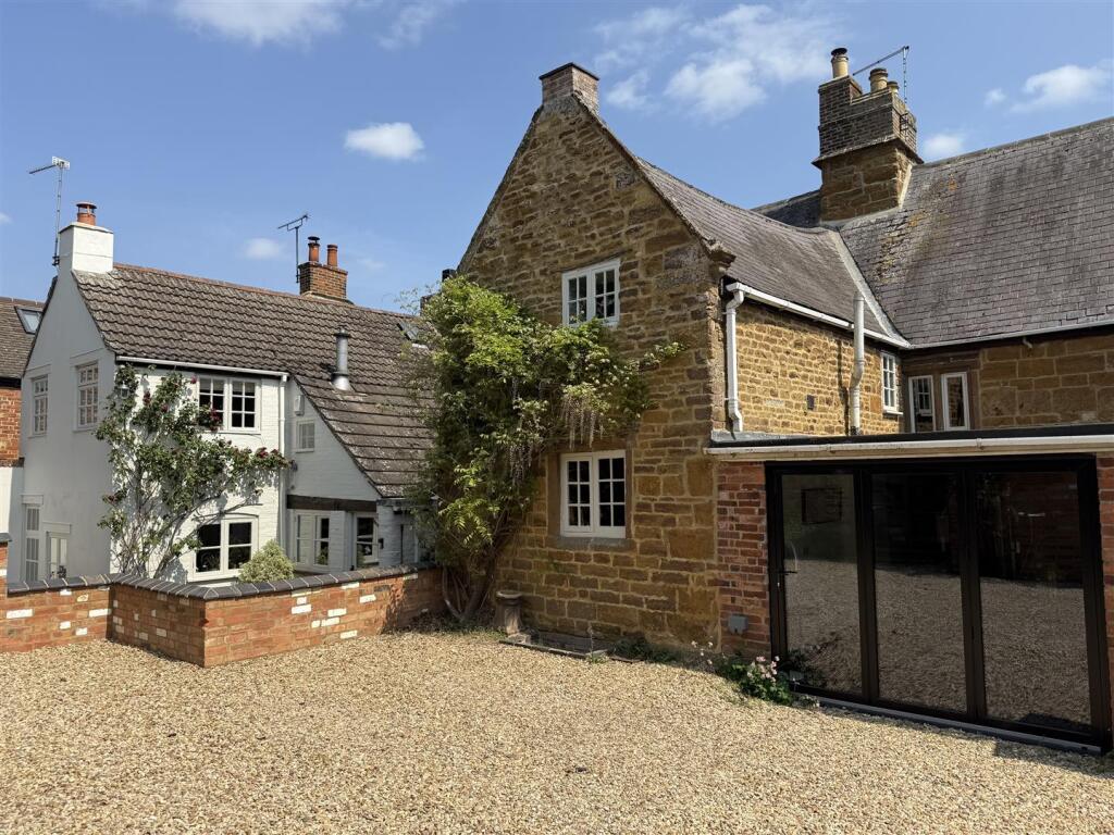 The Green, Weston By Welland