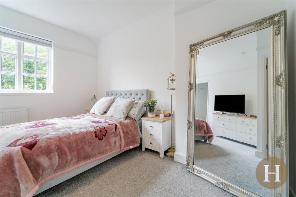 Hadleigh Estate Agents-11.jpg