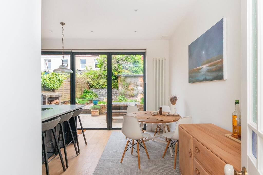 1L3PSG - Kitchen Diner G.jpg