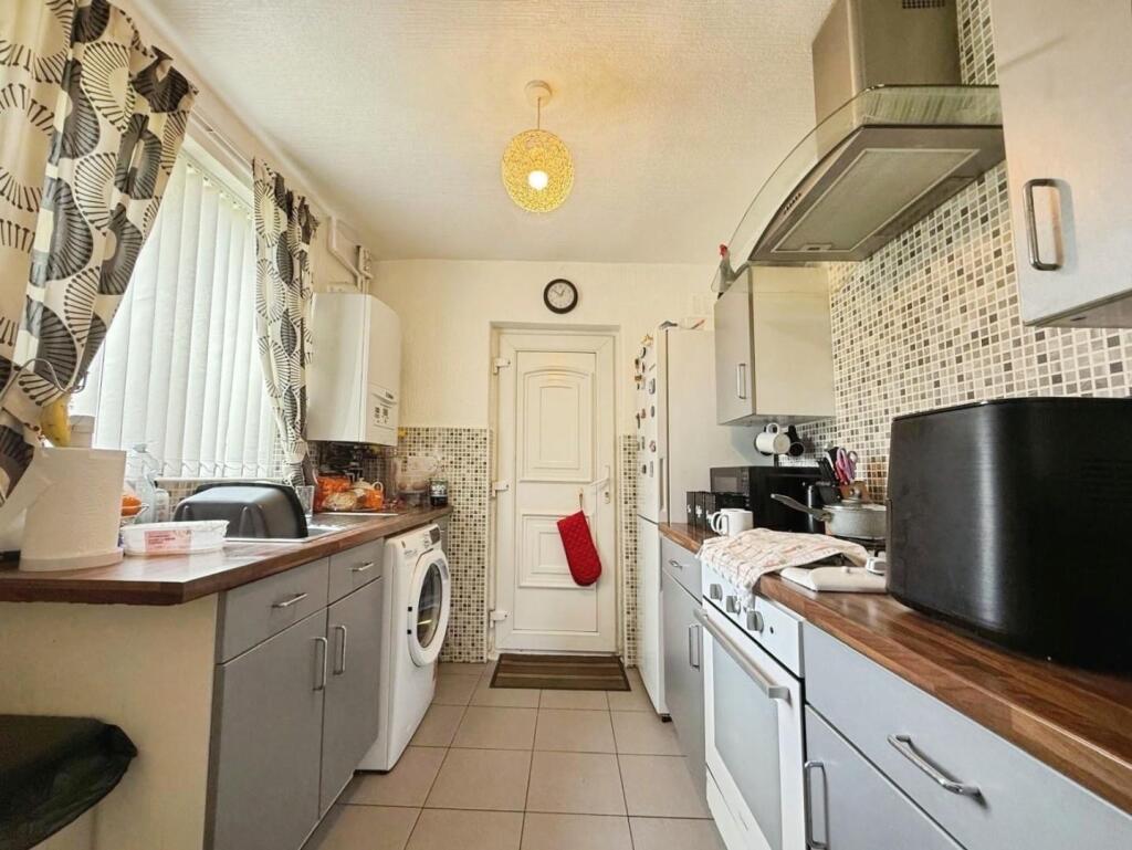 c7128d6e--4581-83A6-6A3F692BE008-19589-000007B6D36