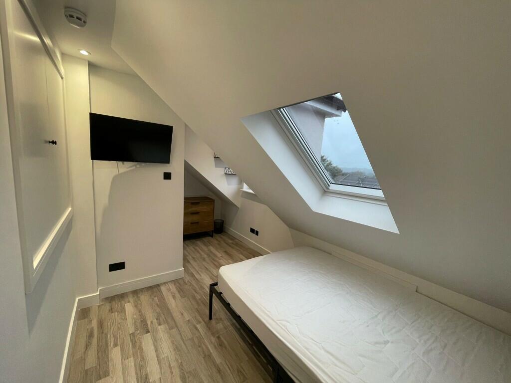 Room 7 @ £625pcm