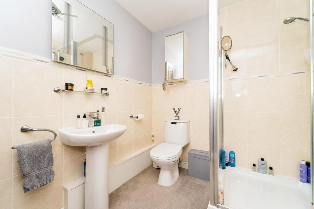 Master En-suite