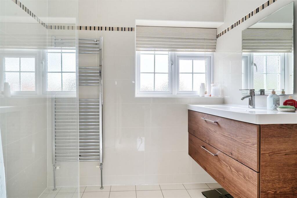 En-Suite Shower Room