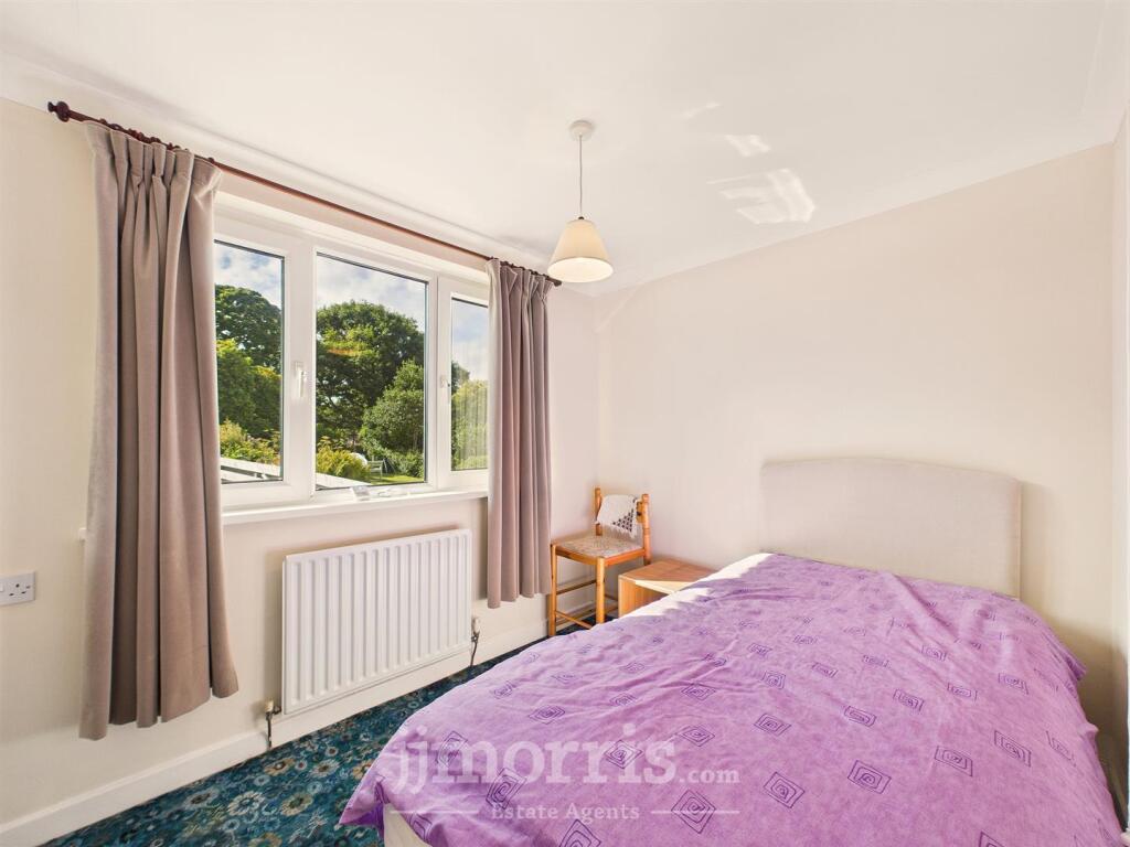 Bedroom 3/Study