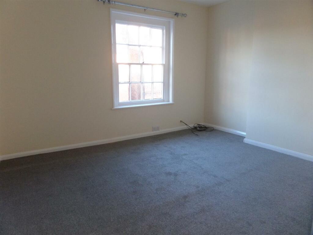 Bedroom1.JPG