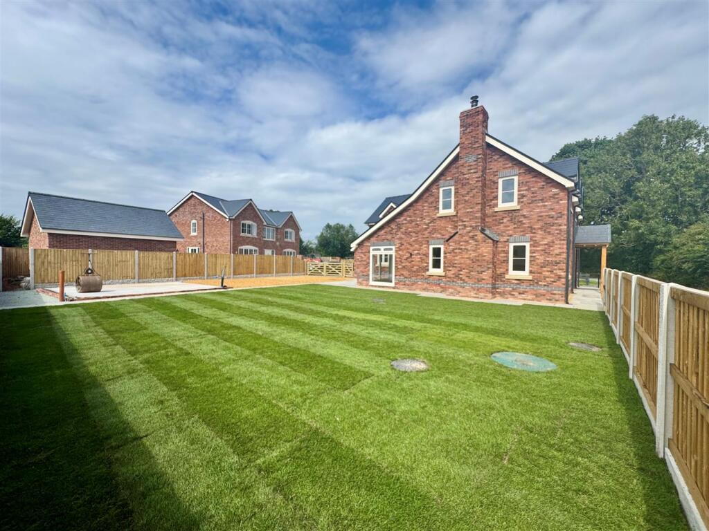 Pear Tree Cottage.jpg