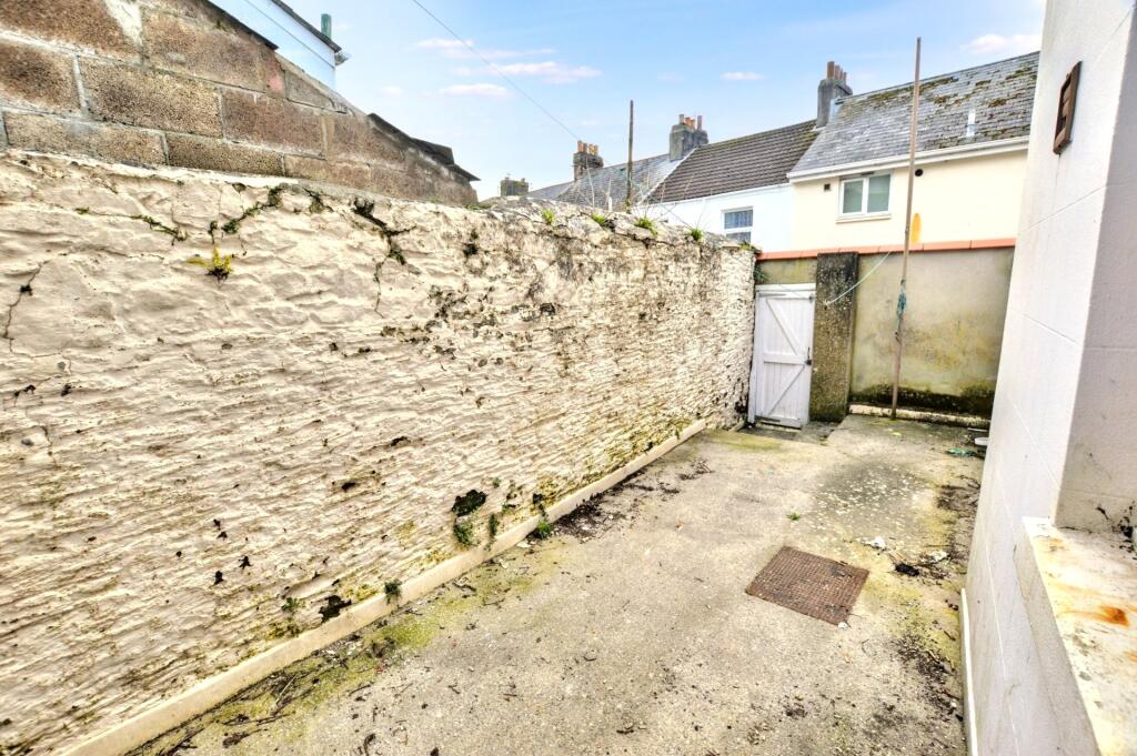 Rear Courtyard