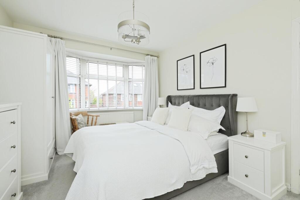 BEDROOM NO.1