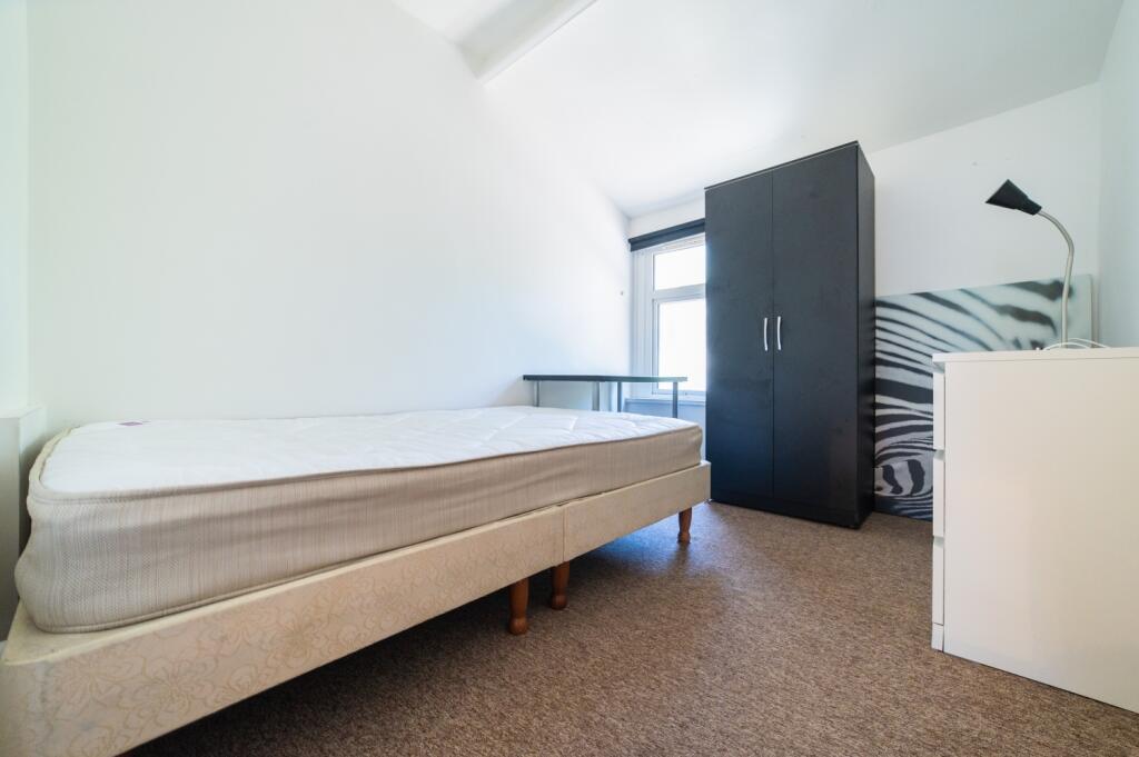 Call 02920 454555 to secure your viewing_10