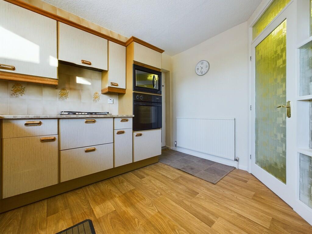 CAM04273G0-PR0042...