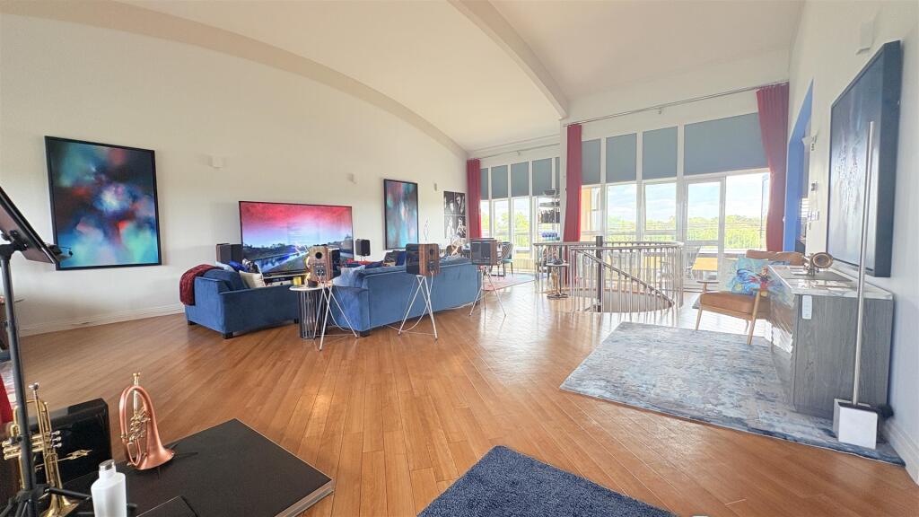 First Floor Accommodation