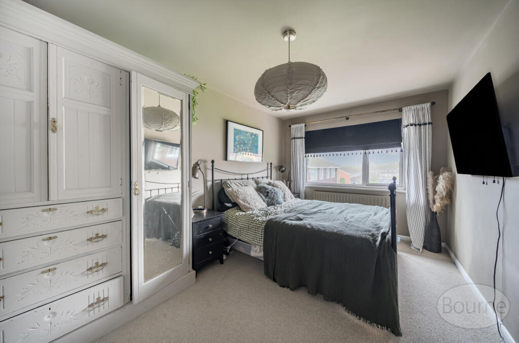 ff648425-e0e8-4a1...