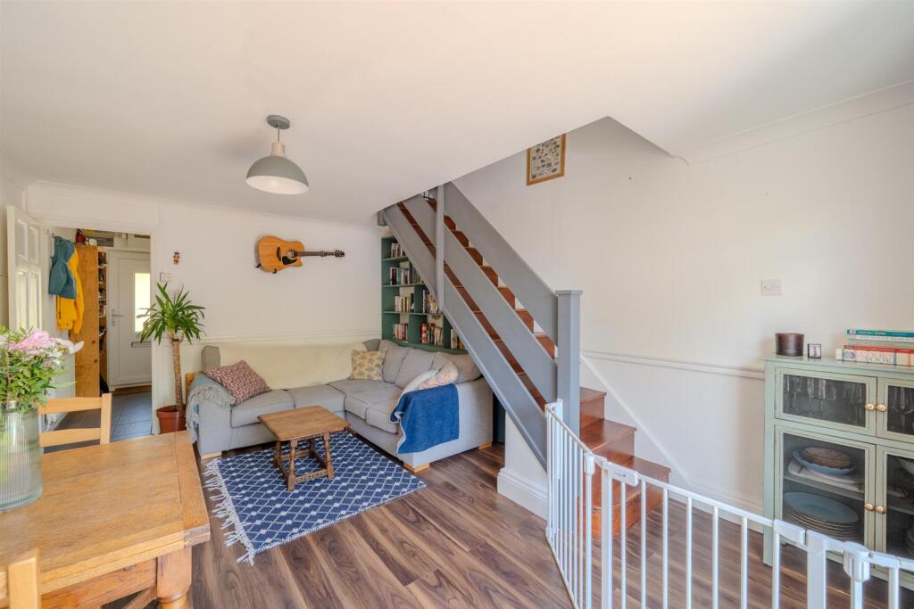 61 Spring Grove-9.jpg