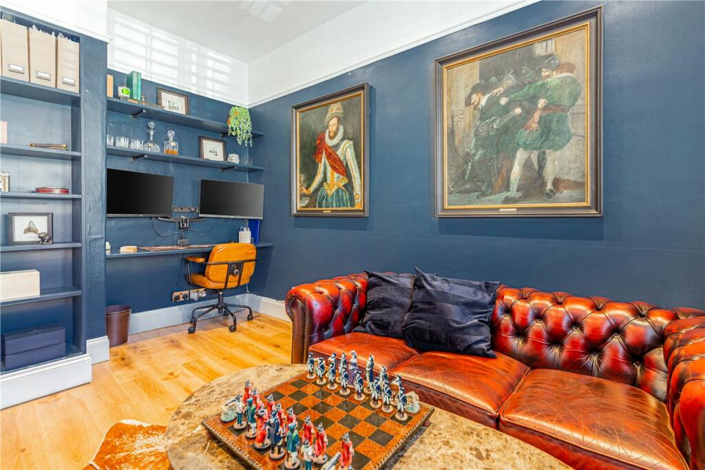 Living Room/Study