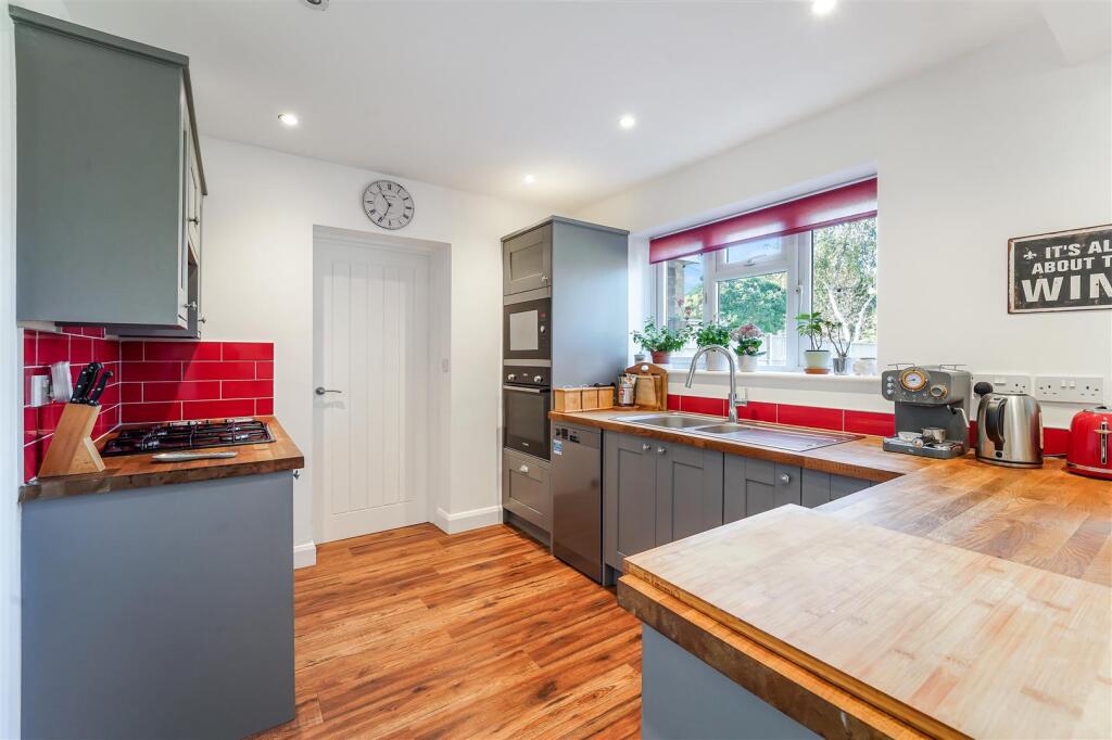 NORTH VIEW CRESCENT (13).jpg