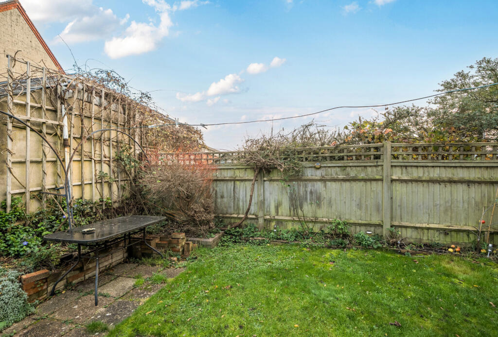 1387019-8-693fef2...