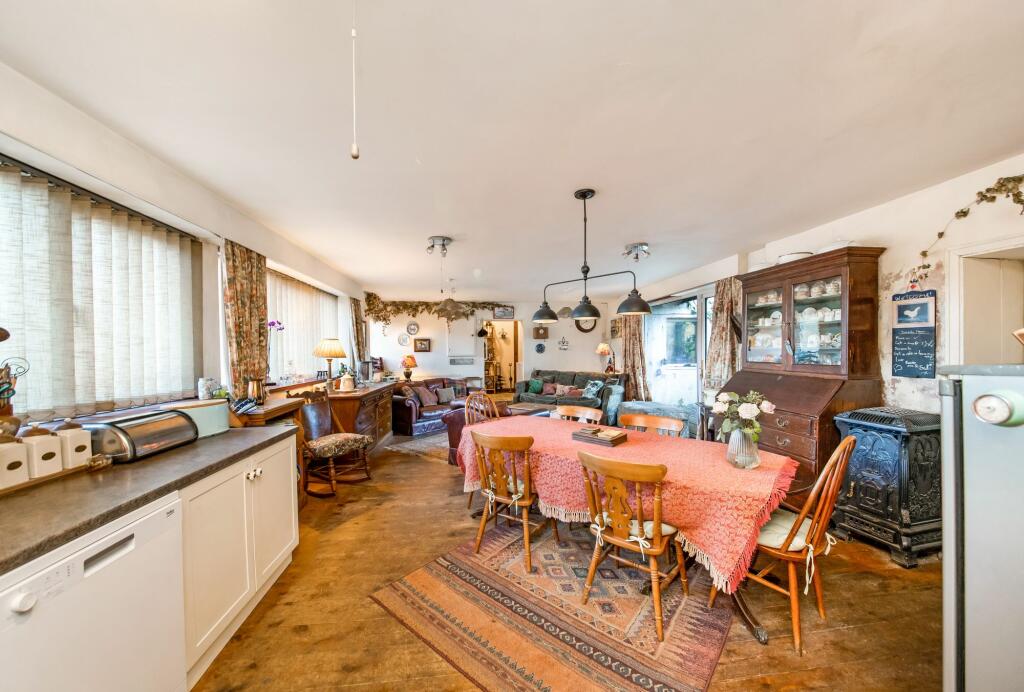 LIVING DINING KITCHEN