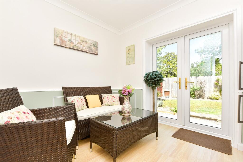 Home Office/ Games Room