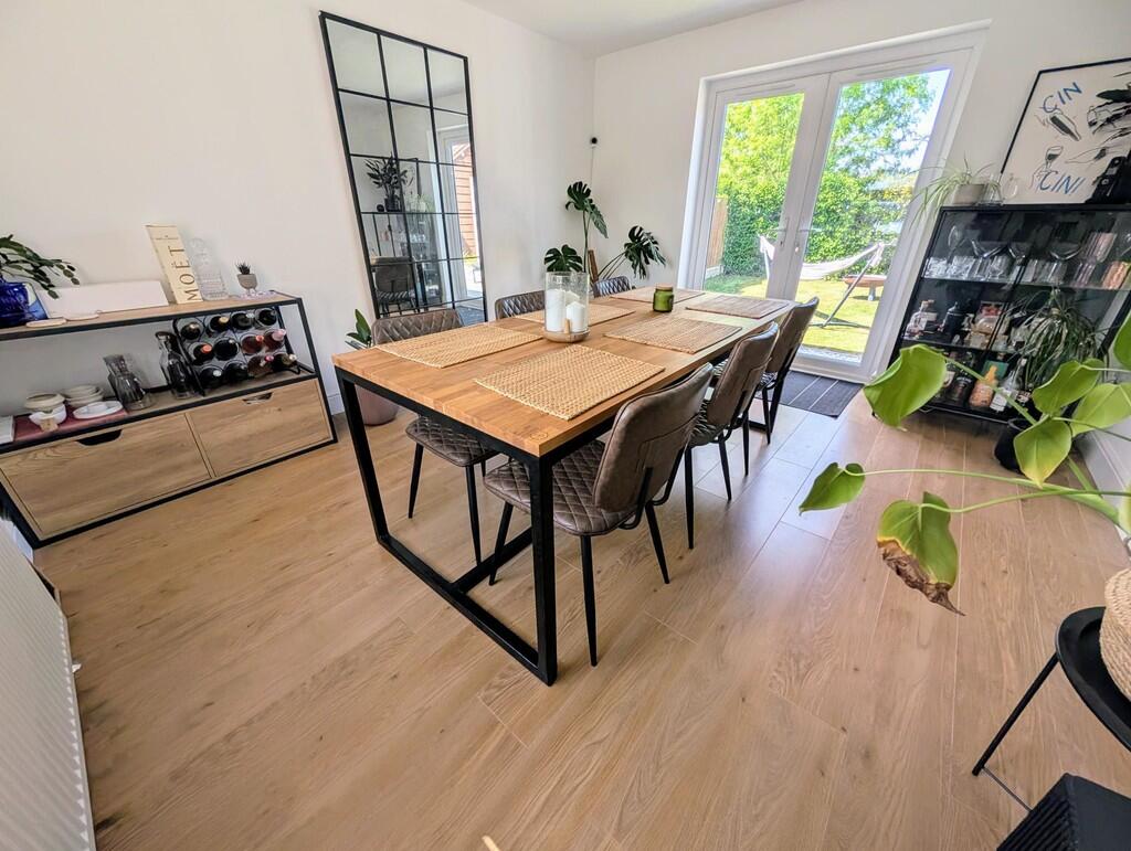 PXL_20250517_0955...