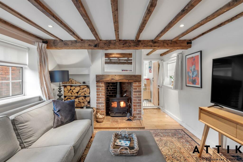 Gable Cottage, Bramfield, IP19 9H (31).jpg