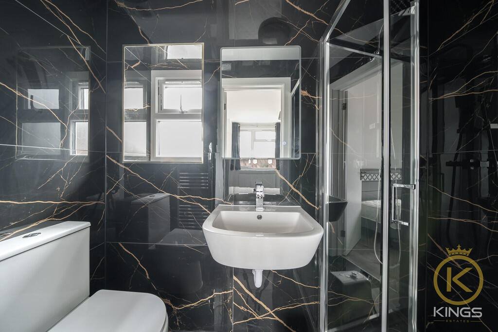 En-suite 2