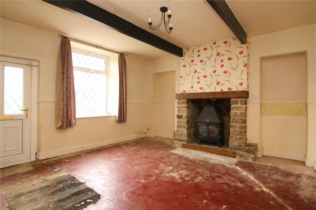 42 - Living Room
