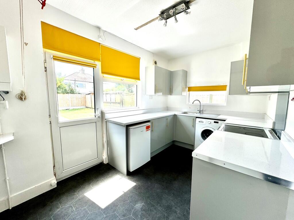 34 Oakengrange dr...