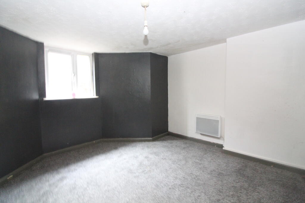 Bedroom 1 T202512101126.jpg