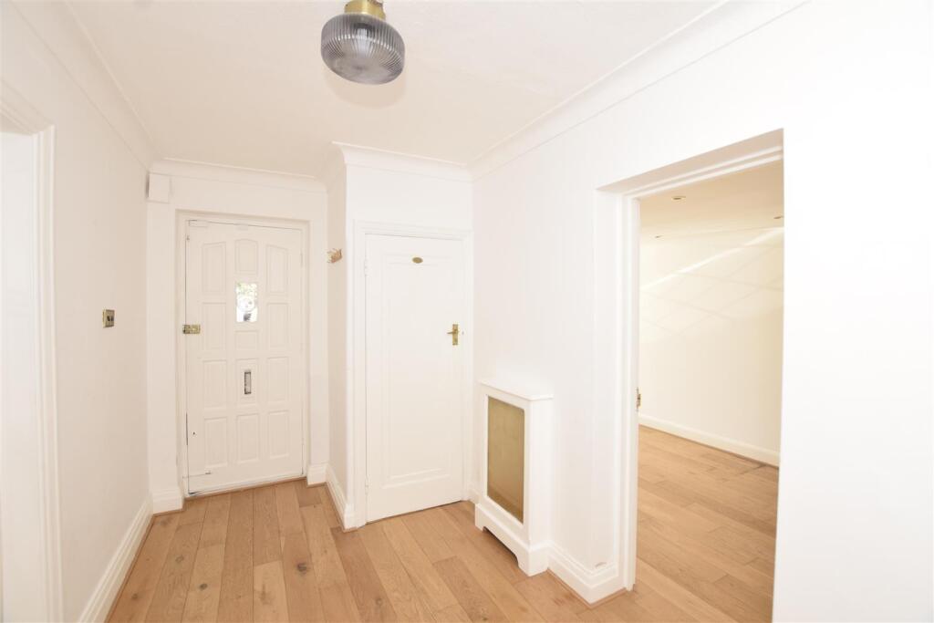 Entrance hall copy.jpg