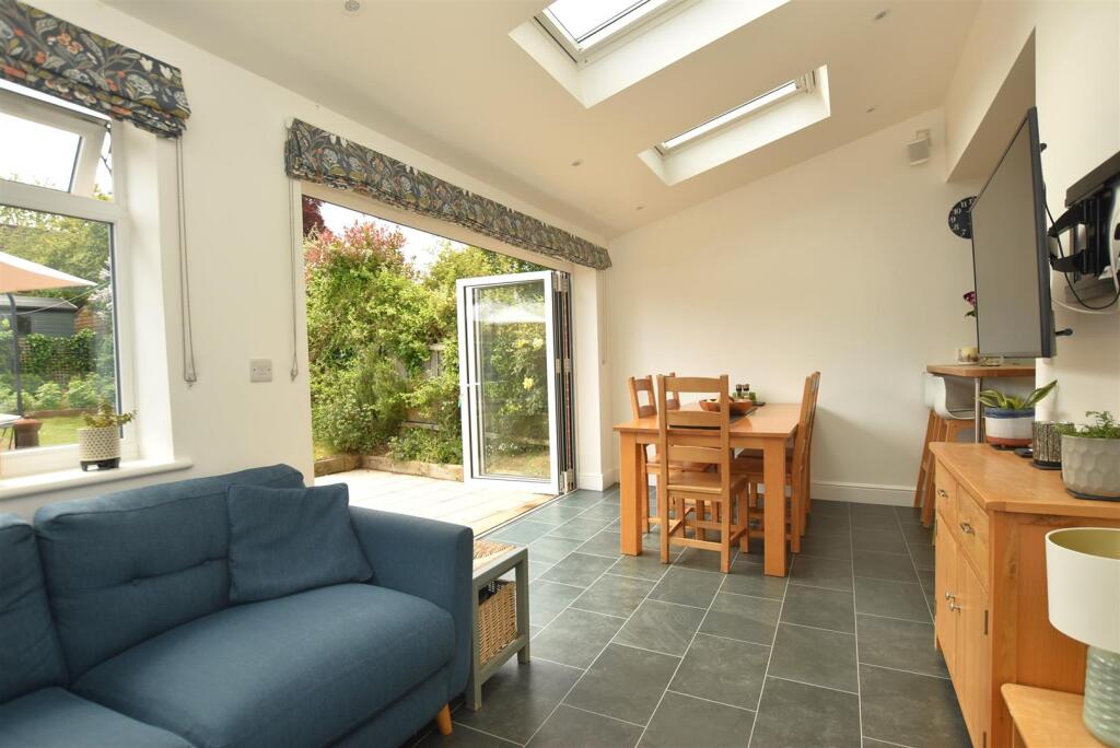 Dining/Family Room Area