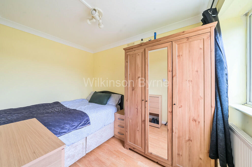 db156437-f565-40c...