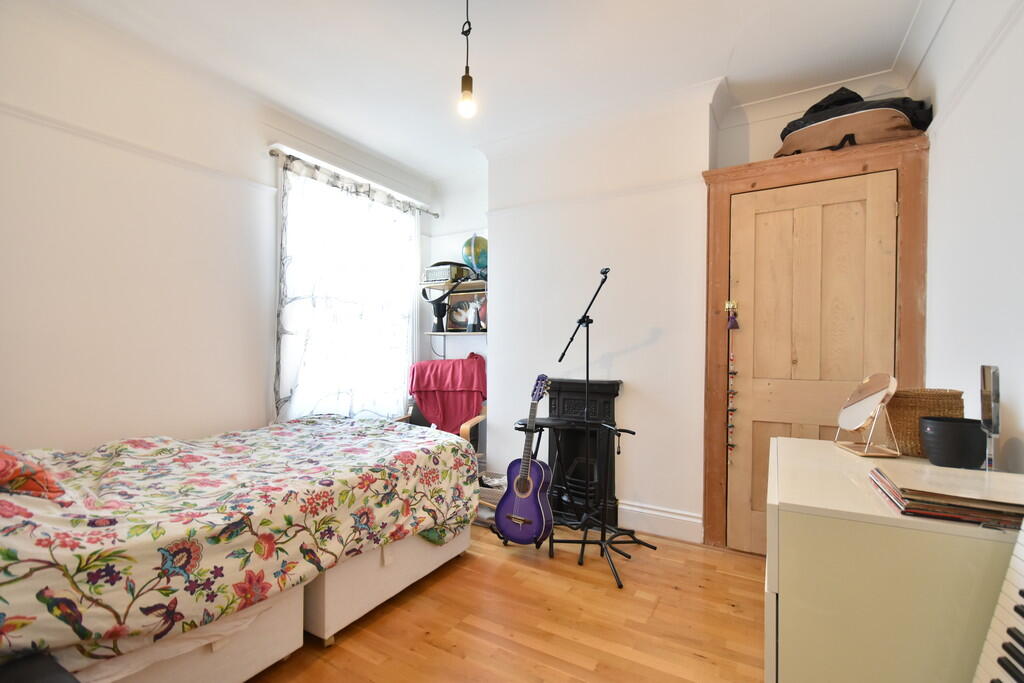 Single bedroom