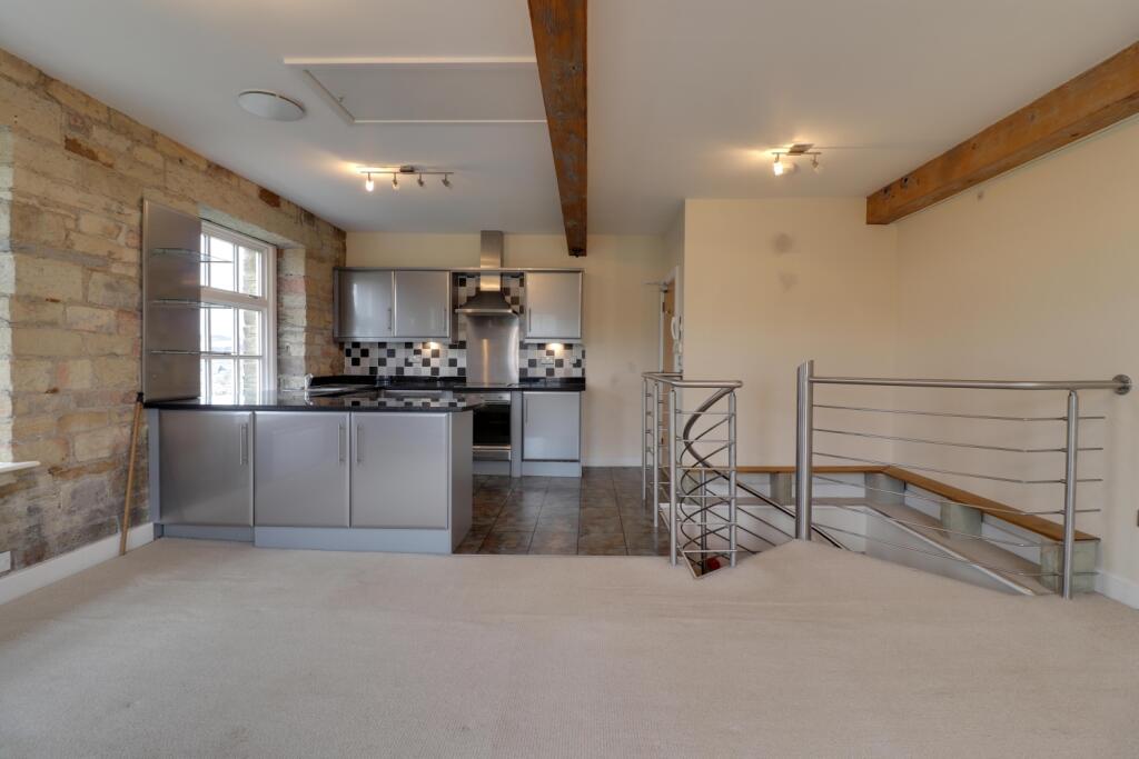 Living area 7