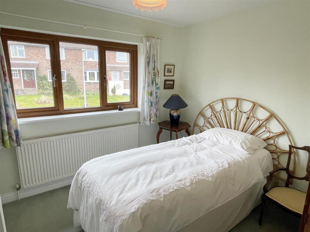 Bed 2.JPG