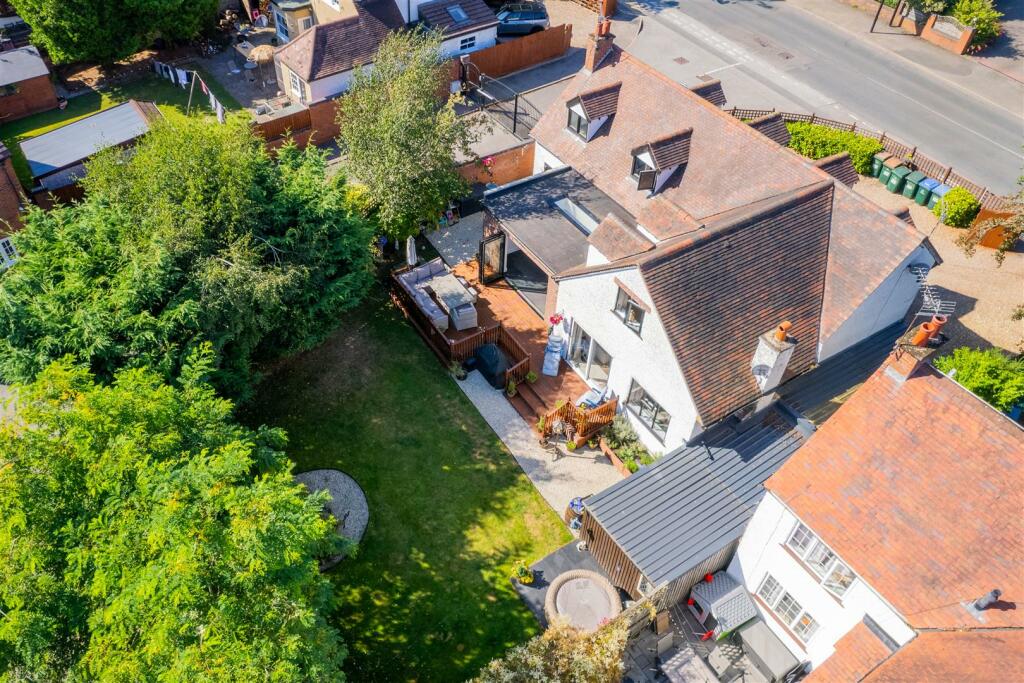 157 Broad Lane - by Visually Rich 0218.jpg