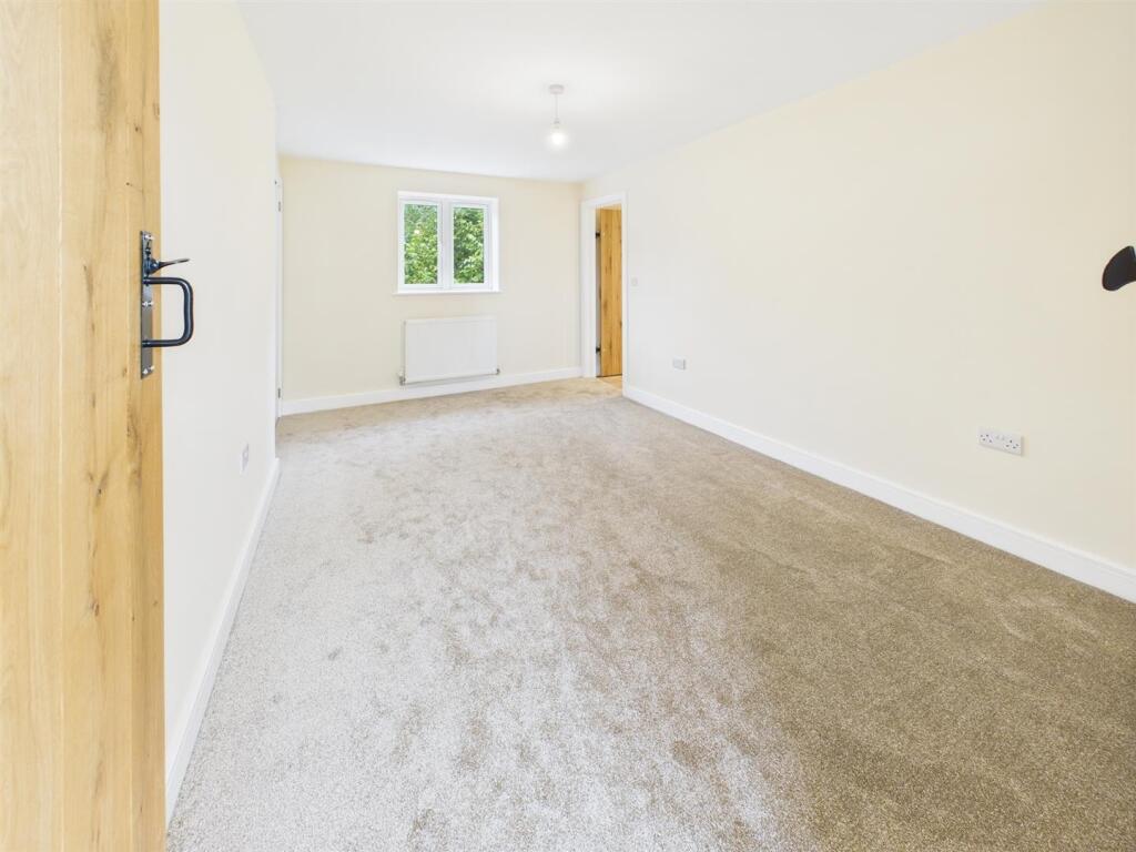 Bedroom With En-Suite