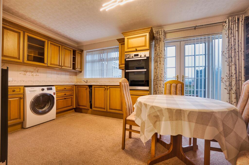 Kitchen / Diner