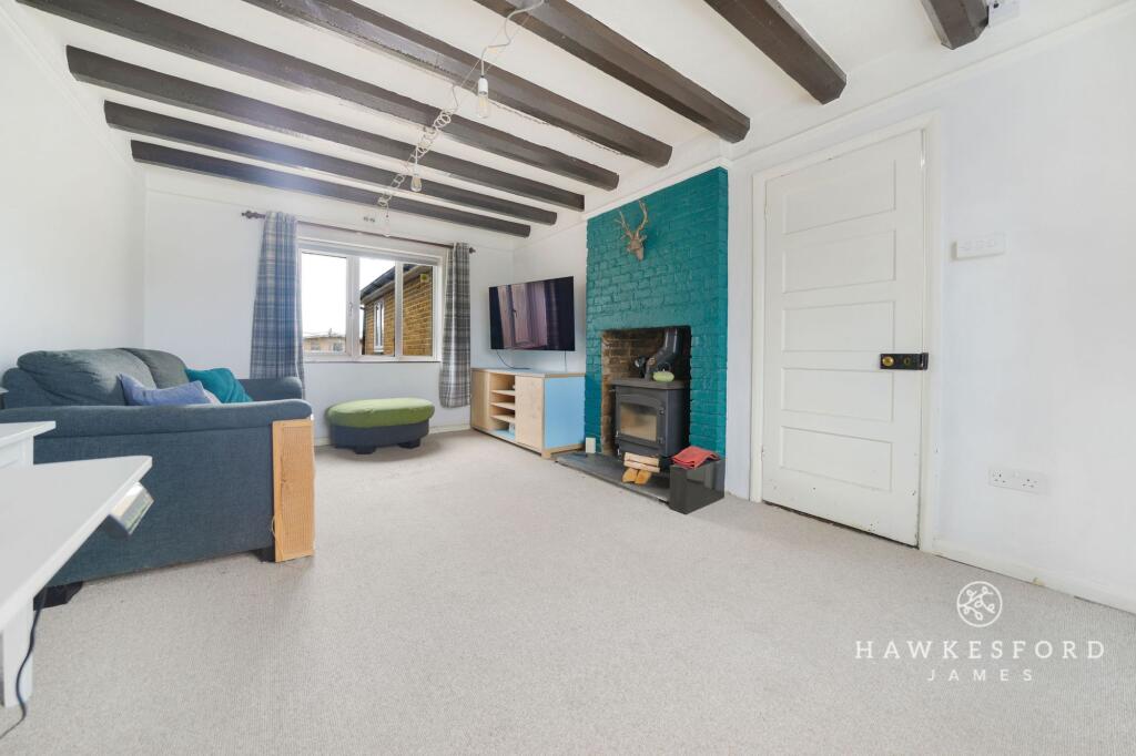 Deerton Street, Teynham - Lounge