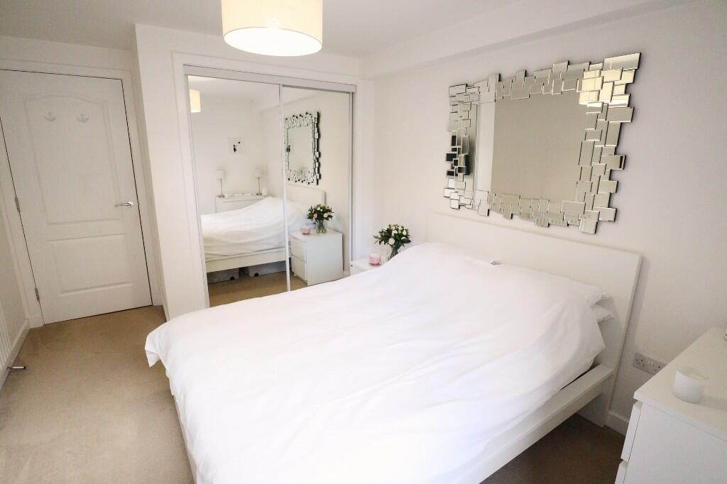 Master bedroom 2